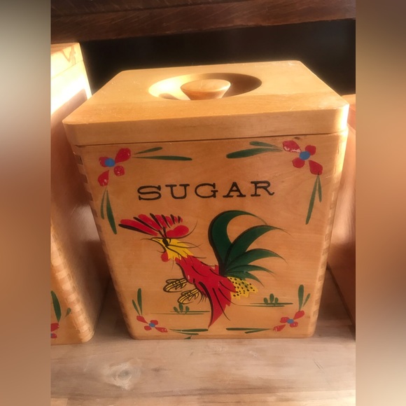 Mid-Century Rooster Canister Set. - Picture 3 of 9